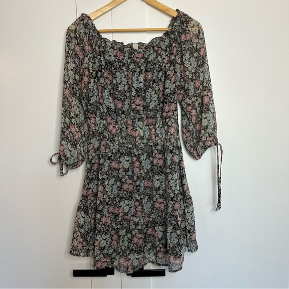 American Eagle Outfitters Floral Mini Dress - Black and Pink - Picture 1 of 8